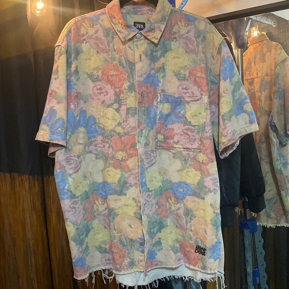 Zara- Button down- floral Multi